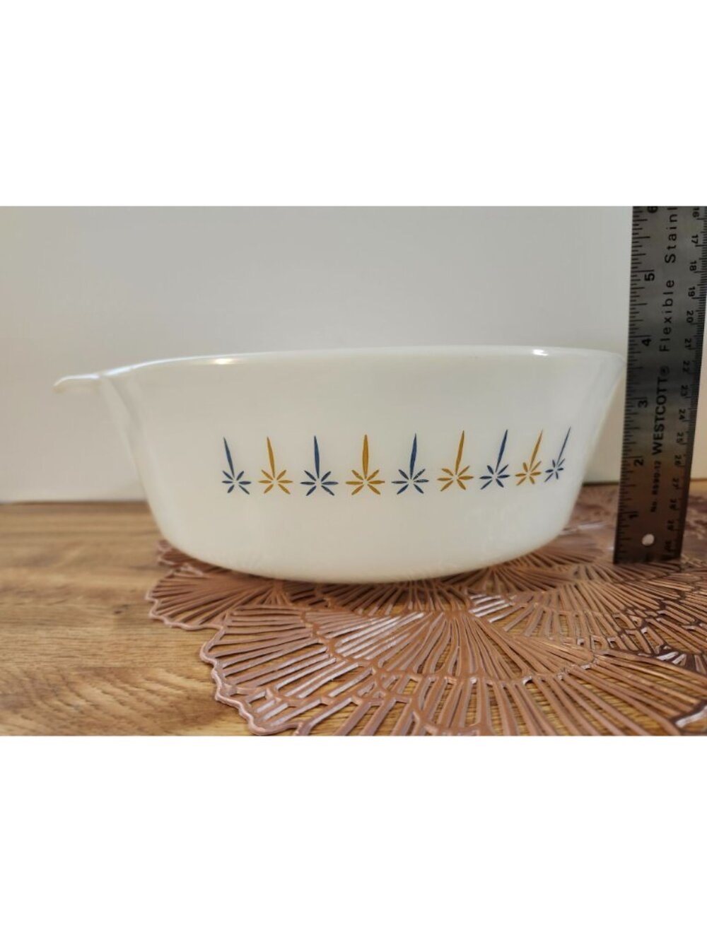 Fire King Candle Glow 10" Round Casserole Dish Anchor Hocking Atomic Starburst - Picture 5 of 14